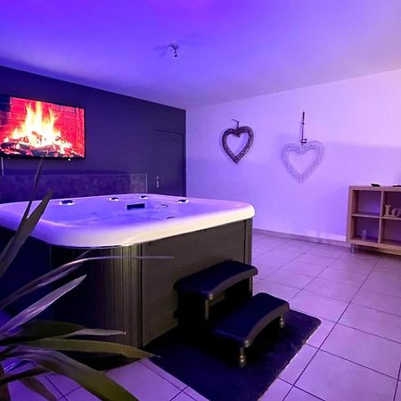 Spa Du Petit Manoir Hebuterne Zewnętrze zdjęcie
